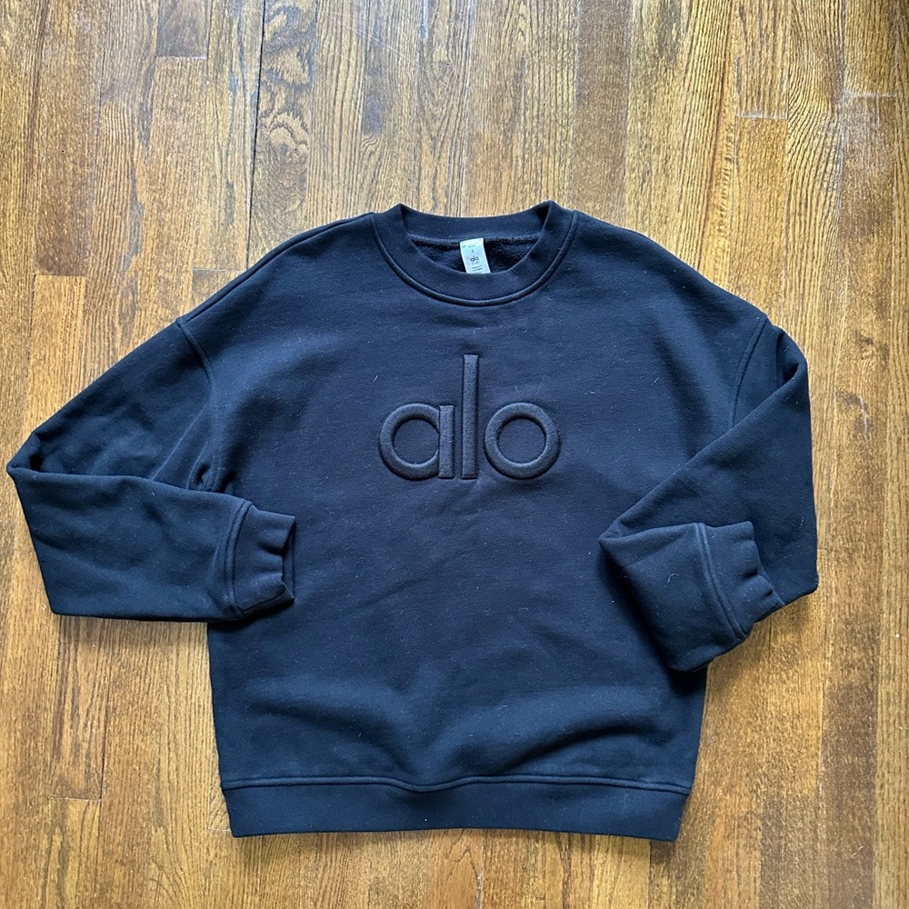 alo Renown embroidered emblem pullover-small